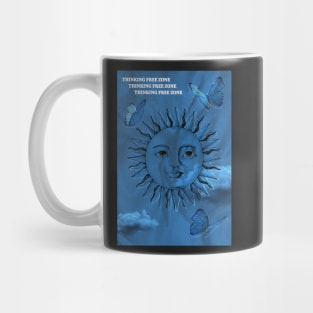 Thinking free zone Mug